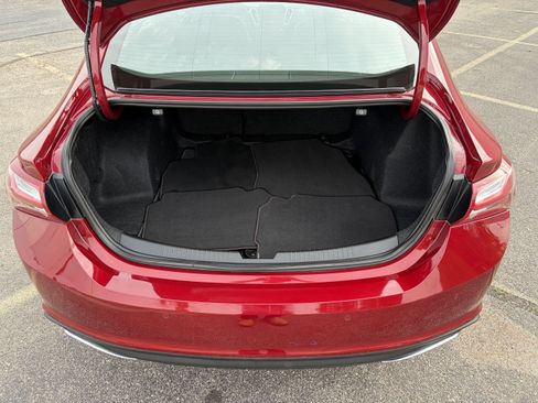 Used 2019 Chevrolet Malibu Premier w/ Sun and Wheel Package FWD image 19