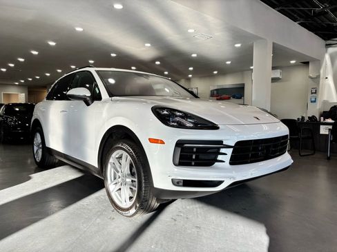 Used 2019 Porsche Cayenne S AWD/4WD image 1