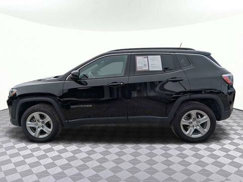 Used 2024 Jeep Compass Latitude AWD/4WD image 6