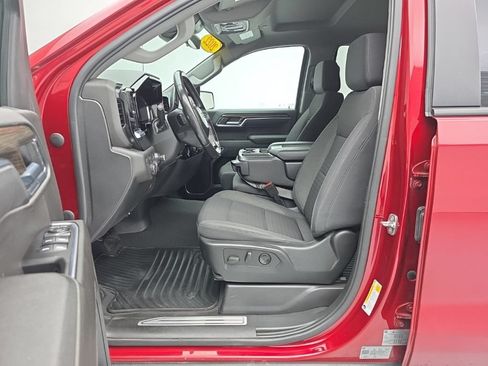 Certified 2022 Chevrolet Silverado 1500 LT w/ Z71 Off-Road Package AWD/4WD image 14