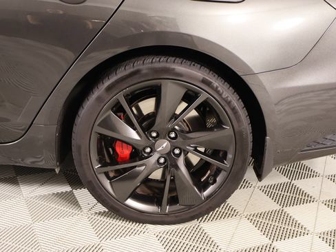 Used 2022 Genesis G70 3.3T RWD image 18
