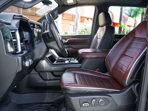 Used 2024 GMC Sierra 3500 Denali Ultimate AWD/4WD image 20