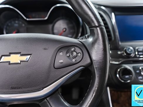 Used 2014 Chevrolet Impala LT image 12