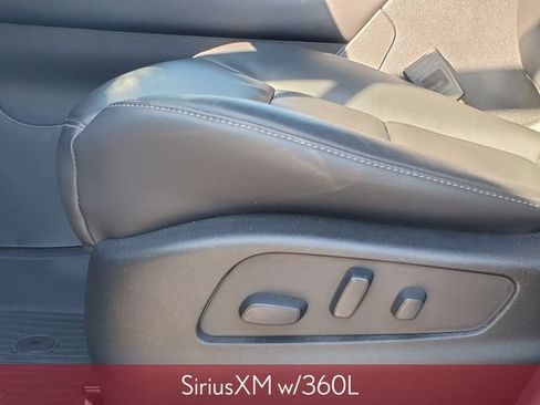 Used 2023 Cadillac XT4 Premium Luxury w/ Cold Weather Package FWD image 7