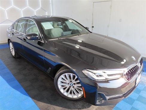Used 2021 BMW 540i w/ Executive Package image 5