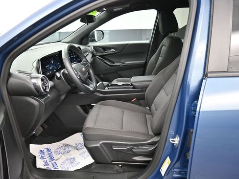 Used 2025 Chevrolet Equinox LT AWD/4WD image 27