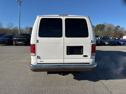 Used 2003 Ford E-350 and Econoline 350 XLT image 4