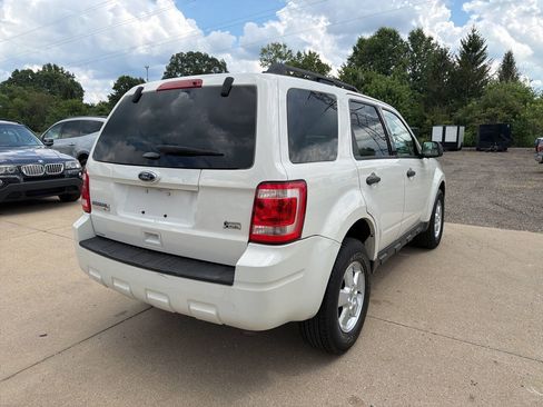Used 2012 Ford Escape XLT AWD/4WD image 3