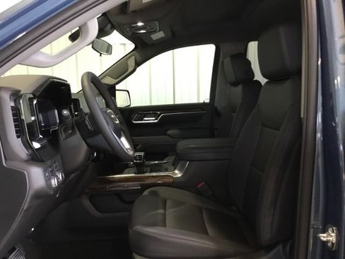 New 2026 GMC Sierra 1500 Elevation w/ Elevation Premium Package image 32