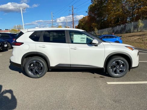 New 2026 Nissan Rogue SV w/ Cold Weather Package image 8