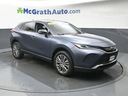 Used 2021 Toyota Venza Limited AWD/4WD image 2
