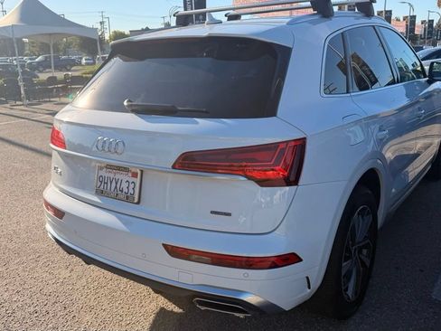 Used 2023 Audi Q5 2.0T Premium w/ Convenience Package AWD/4WD image 4