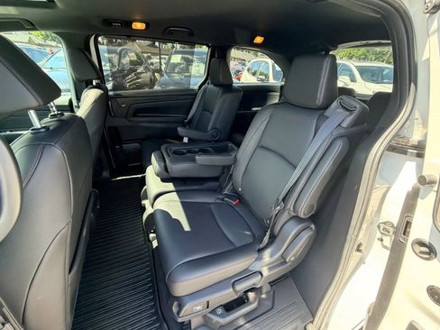 Used 2025 Honda Odyssey Sport-L image 19