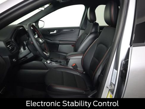 Used 2024 Ford Escape ST-Line w/ Tech Pack #1 AWD/4WD image 29