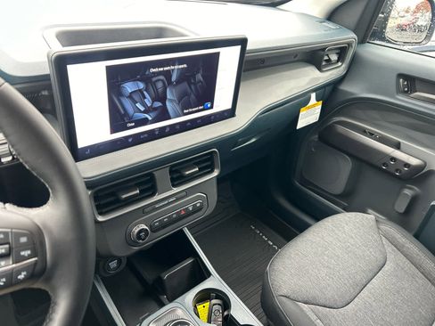 New 2025 Ford Maverick XLT w/ XLT Luxury Package image 53