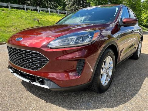 Used 2021 Ford Escape SE w/ Convenience Package FWD image 31