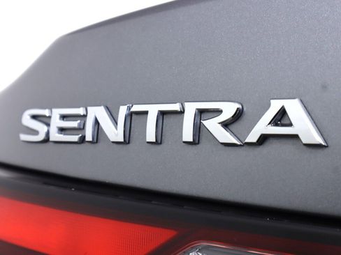 Used 2022 Nissan Sentra SV w/ SV Premium Package image 37
