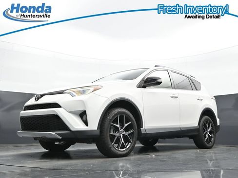 Used 2016 Toyota RAV4 SE FWD image 30