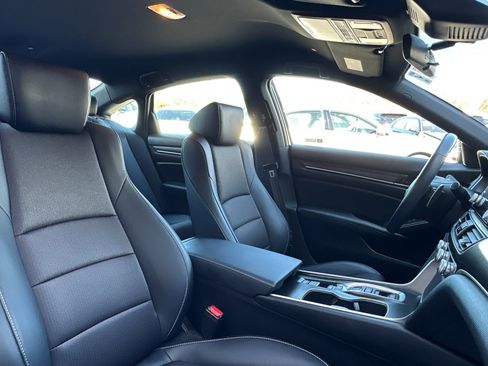 Used 2022 Honda Accord Sport image 26