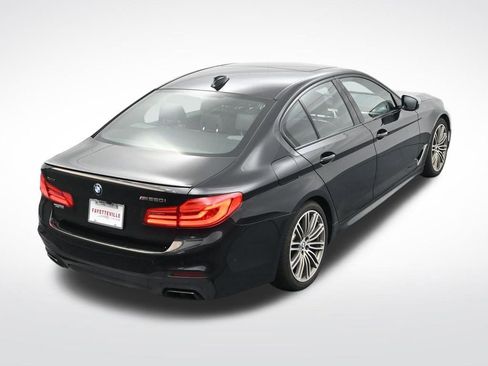 Used 2019 BMW M550i xDrive image 25