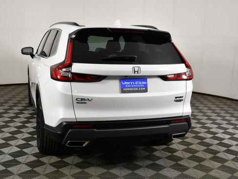 Certified 2025 Honda CR-V Sport-L image 7