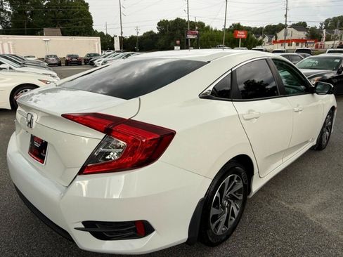 Used 2016 Honda Civic EX image 8