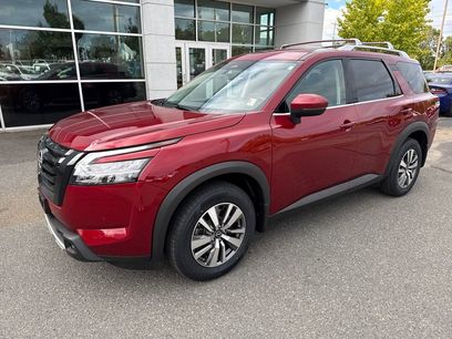Used 2023 Nissan Pathfinder SL w/ Lighting Package (N92)