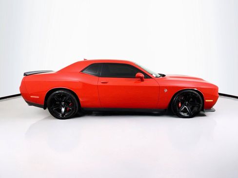 Used 2019 Dodge Challenger SRT Hellcat RWD image 6