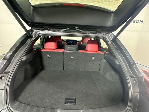 Used 2024 Lexus UX 250h F Sport image 31