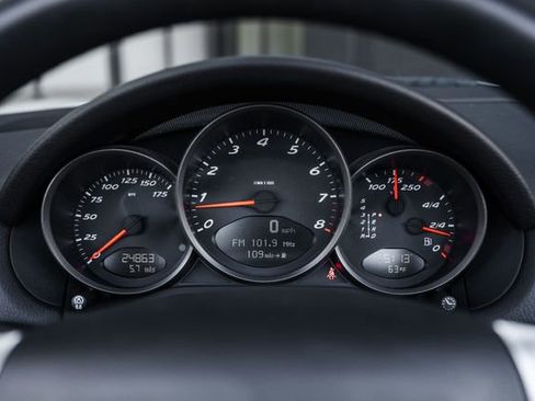 Used 2006 Porsche Boxster image 9