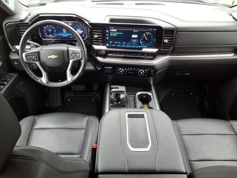 Certified 2022 Chevrolet Silverado 1500 LTZ w/ Technology Package image 19