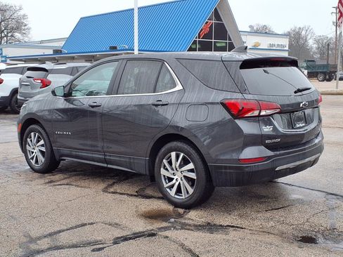Used 2023 Chevrolet Equinox LT image 3