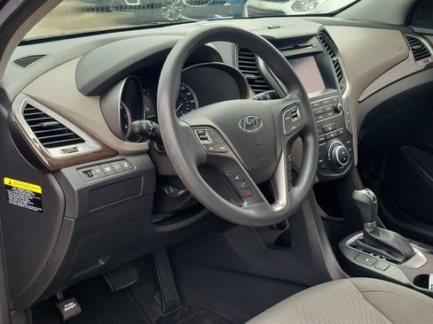 Used 2018 Hyundai Santa Fe Sport w/ 2.4L Value Package 02 FWD image 19