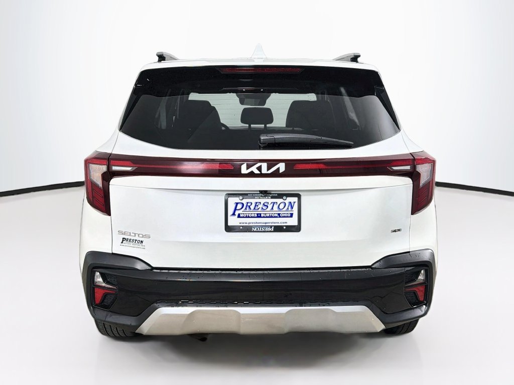 Certified 2024 Kia Seltos EX AWD/4WD image 6