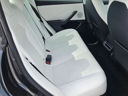 Used 2025 Tesla Model 3 Long Range RWD image 21