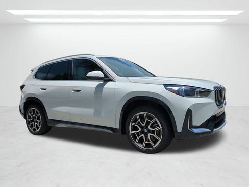 New 2026 BMW X1 xDrive28i w/ Technology Package AWD/4WD image 2