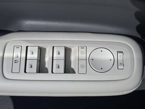 Used 2025 Hyundai Santa Fe SEL AWD/4WD image 30