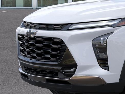 New 2026 Chevrolet Trax ACTIV w/ Driver Confidence Package image 13