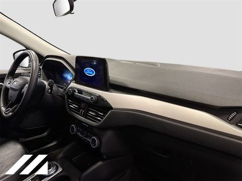 Used 2022 Ford Escape SEL w/ Technology Package image 31