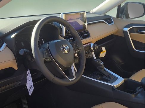 New 2025 Toyota RAV4 XLE Premium image 20