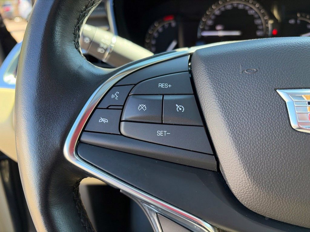Used 2019 Cadillac XT5 Luxury AWD/4WD image 29