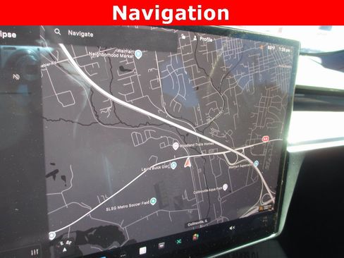 Used 2021 Tesla Model S Plaid image 12