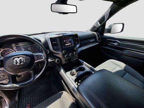 Used 2019 RAM 1500 Big Horn AWD/4WD image 9