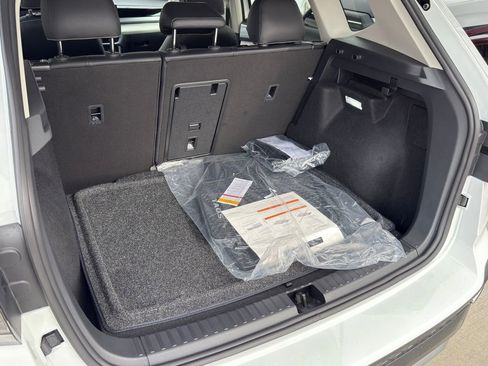 New 2026 Volkswagen Taos SEL AWD/4WD image 29