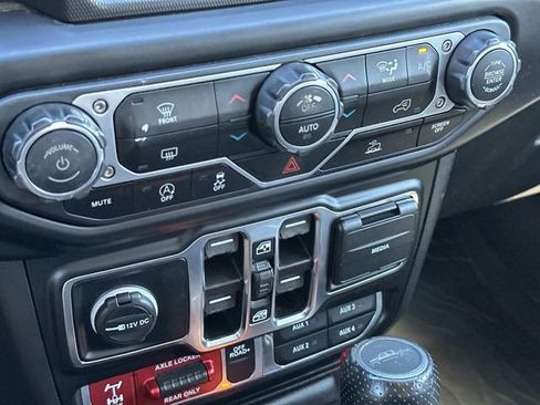 Used 2023 Jeep Gladiator Mojave w/ LED Lighting Group image 30