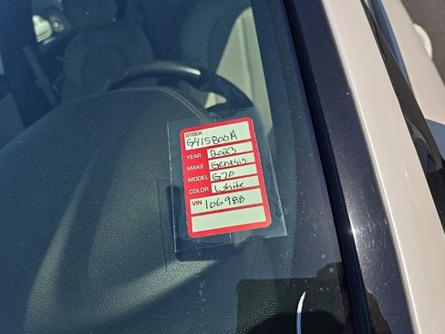 Used 2023 Genesis G70 2.0T RWD image 5