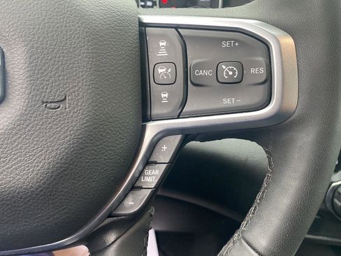 Certified 2025 RAM 1500 Big Horn image 16