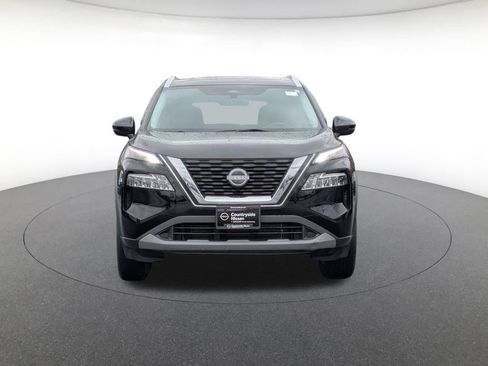 Used 2023 Nissan Rogue SV w/ SV Premium Package image 2