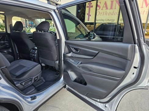 Used 2025 Subaru Ascent Premium image 24