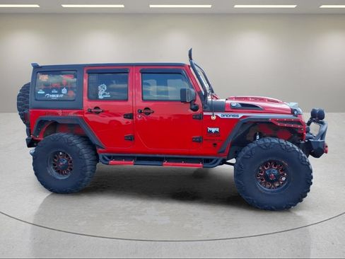 Used 2017 Jeep Wrangler Unlimited Sport w/ Quick Order Package 24S AWD/4WD image 2